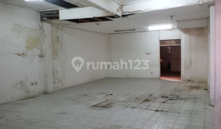 Turun Harga! Tempat Usaha Moh Ramdan Mainroad