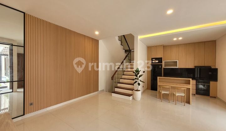 Brand New Home Setraduta
