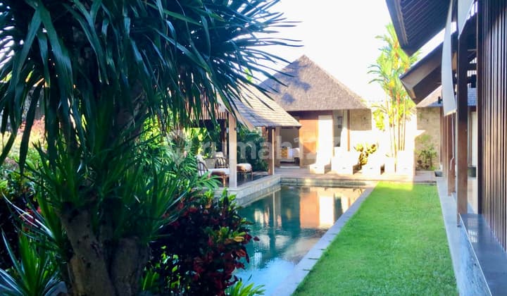 Exclusive Freehold Villa in Umalas - Tropical Garden & Private Pool