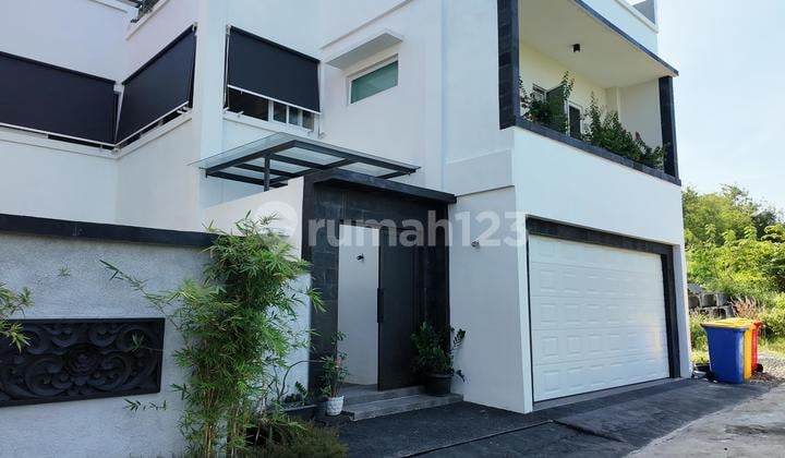 Brand New Modern Villa Nusa Dua Fully Furnished