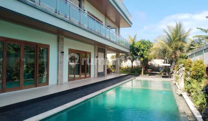Villa Ketewel with Ocean View and Rooftop