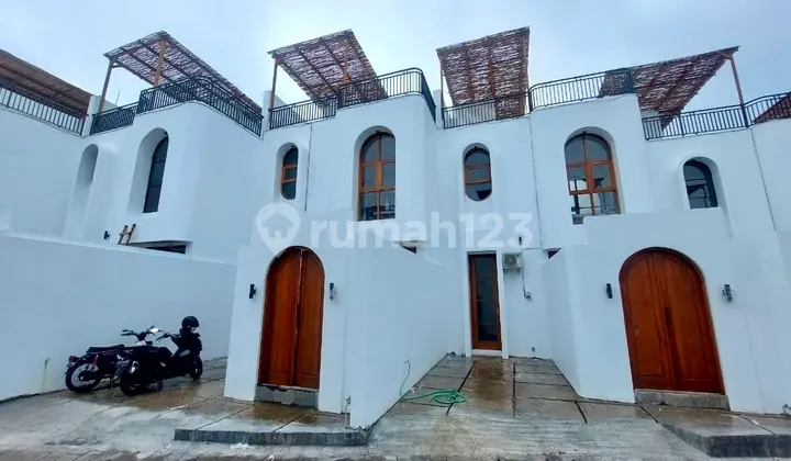 Villa Minimalis Di Komplek Expat Balangan Jimbaran