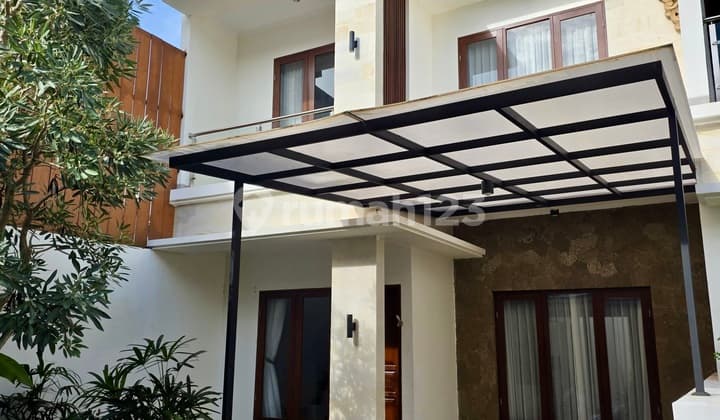 Villa Siap Huni Private Pool di Kawasan Elite Mumbul Nusa Dua