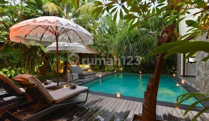 Dua Unit Villa Siap Huni Dekat Pantai Batu Beligh Canggu