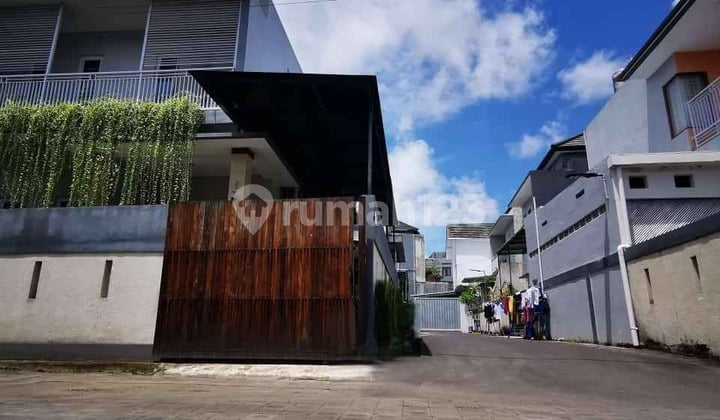 Minimalist 2-Story Cluster House West Denpasar