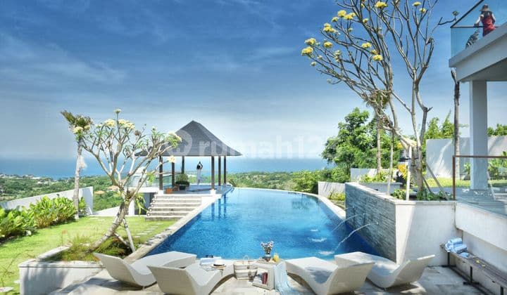 Luxury Villa With Ocean View And Infinity Pool