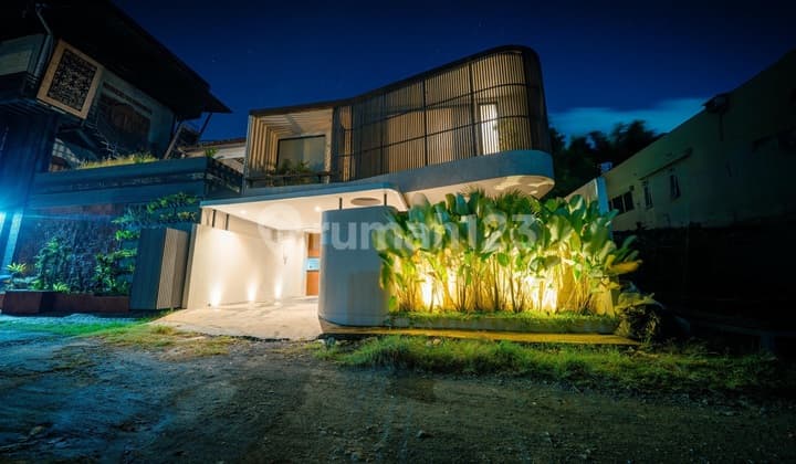 Brand New Villa Modern Tropical Freehold in Ungasan Near GWK