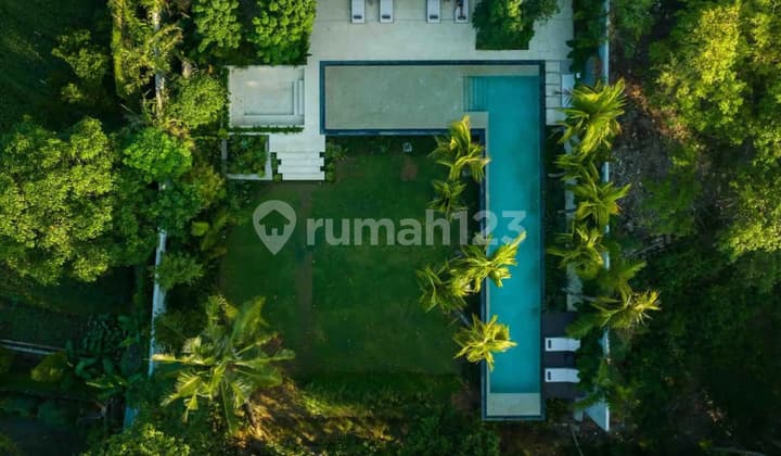 Ultra Luxury Villa For Sale In Pererenan - Premium Investment