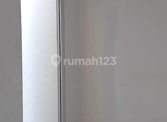 Rumah Siap Huni di Cluster Australia Green Lake City Strategis