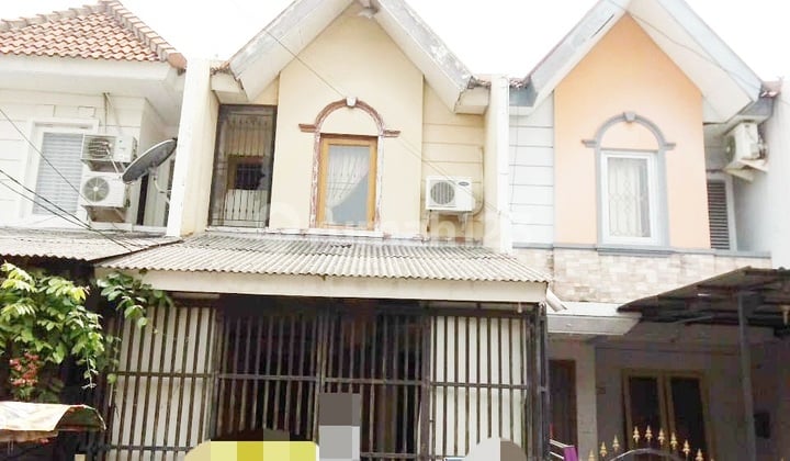 Rumah Tua 2,5 Lantai Sangat Murah di Metro Permata 1