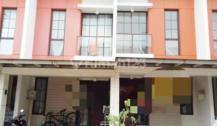Rumah Green Village Cipondoh, 2 Lantai Kondisi Bagus