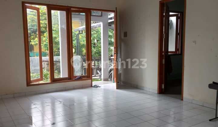 Dijual Cepat Rumah di Villa Melati Mas Serpong Posisi Hoek Nego