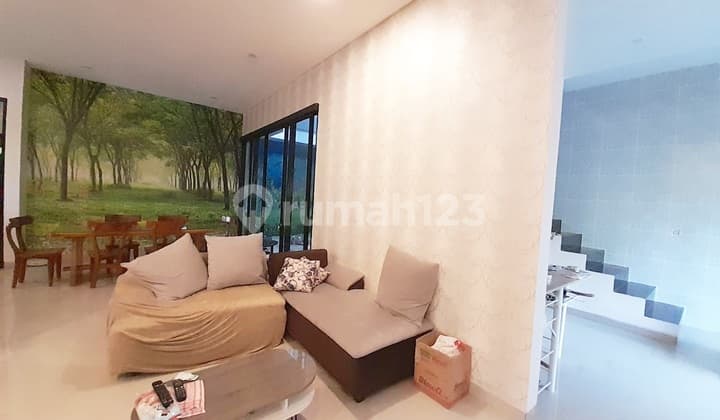 Disewakan Rumah Sangat Terawat di Delatinos Bsd Tangerang
