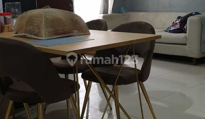 Ready-to-Live House in Green Village Cipondoh, Prime Location