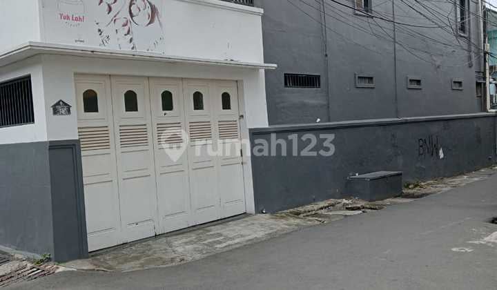 Rumah di Petamburan Jakarta Barat Siap Huni Strategis Nego