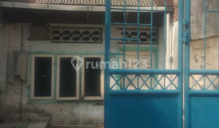 Rumah Tua 2 Lantai di Tambora Hitung Tanah Lokasi Strategis Nego Rumah Tua 2 Lantai di Tambora Hitung Tanah Lokasi Strategis Nego