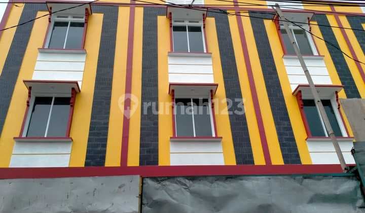 Ruko 3 Lantai Siap Pakai di Karawaci Tangerang Lokasi Strategis