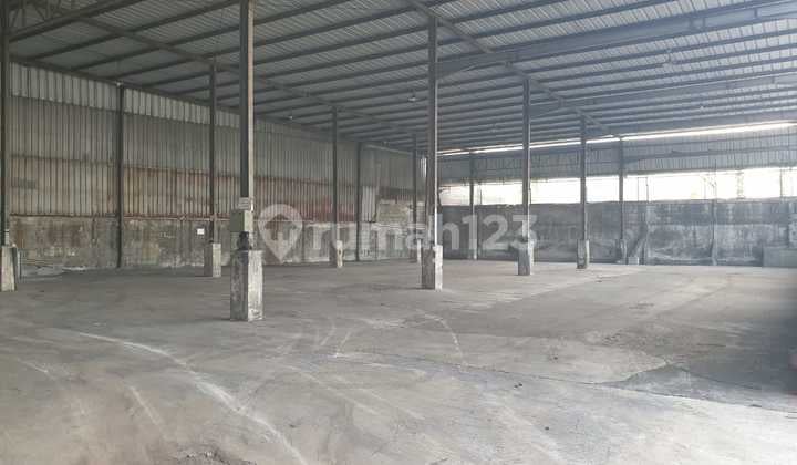 Ready-to-Use Warehouse in Daan Mogot West Jakarta Fits Containers