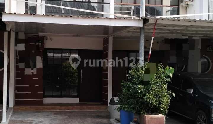 Rumah Siap Huni di Cluster East Asia Green Lake City Strategis