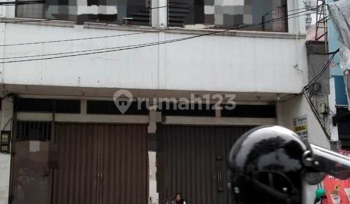Ruko di Margoda 3 Lantai Siap Pakai Strategis Nego Ruko di Margoda 3 Lantai Siap Pakai Strategis Nego