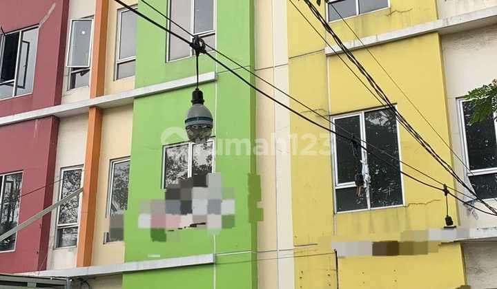 Ruko 3 Lantai di Karawaci Tangerang Siap Pakai Lokasi Bagus