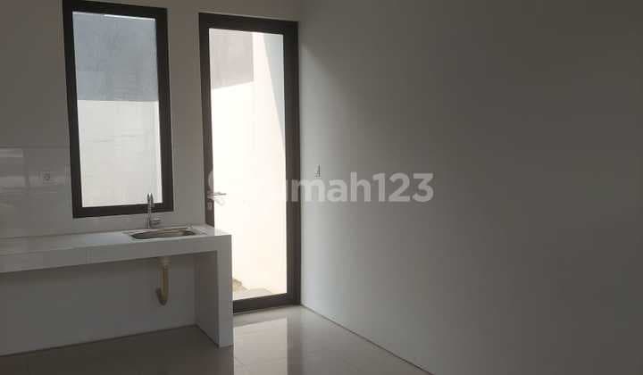 Rumah Bagus 2 Lantai di Cluster Alma Citra Garden Puri Nego