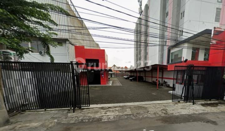 Land and building for rent on Raya Arjuna, Surabaya city.