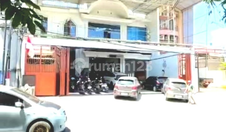 Turun Harga Rumah Mewah Pusat Kota Jl Biliton, Gubeng, Surabaya