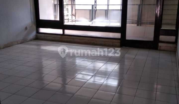 TURUN HARGA Dijual Ruko Pusat Kota Langka Jl. Kedungdoro TURUN HARGA Dijual Ruko Pusat Kota Langka Jl. Kedungdoro