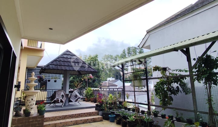 Dijual Rumah Siap Huni Dalam Komplek Di Setiabudi Bandung
