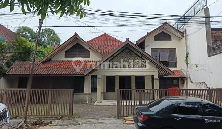 Cheap Commercial Space for Rent in Cihapit, Bandung