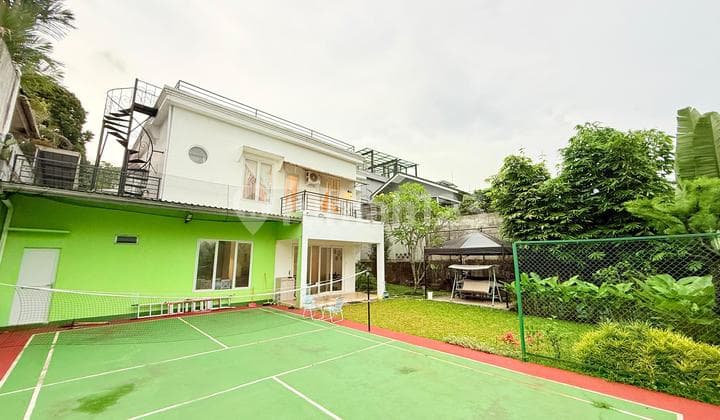 Rumah Mewah Full Furnish di Lengkapi Lapang Tenis Sentul City