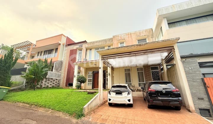 Rumah Bagus Siap Huni View Depan Green Area Sentul City