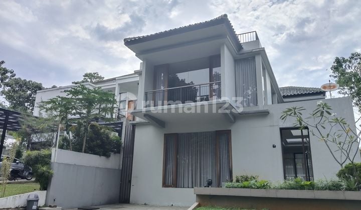 Rumah Bagus Semi Furnished SHM Sentul City, Bogor