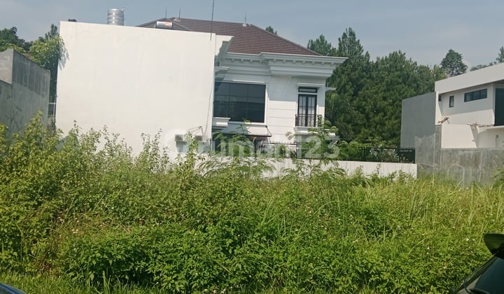 Land Plot Cluster in Front of Sentul City, 5 Minutes from Toll Exit.
