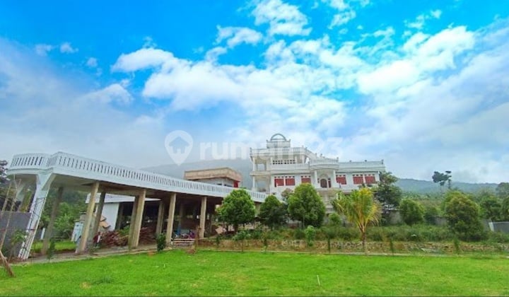 Villa Mewah Siap Huni View Langsung ke Gunung Kabupaten Bogor