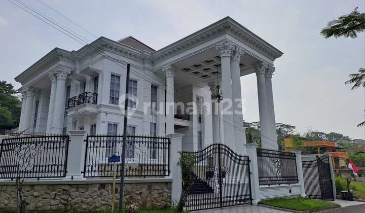 Rumah Sultan Posisi Hook Sentul City 8 Menit Ke Exsit Tol