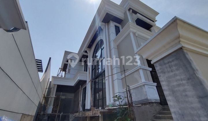 Rumah Mewah Cluster Depan Sentul, View Pegunungan City