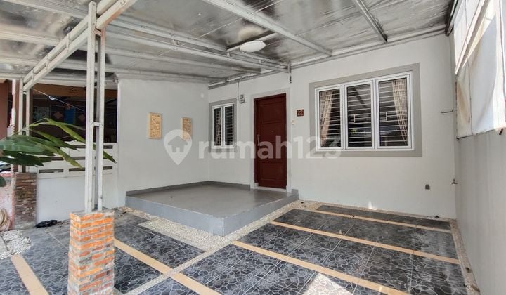 Rumah Bagus Semi Furnished SHM Sentul City, Bogor