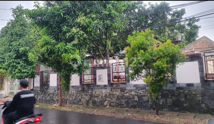 di Rumah Jl Almubarok Jakarta Barat
rumah Murah Jakarta Barat , Jakarta Barat