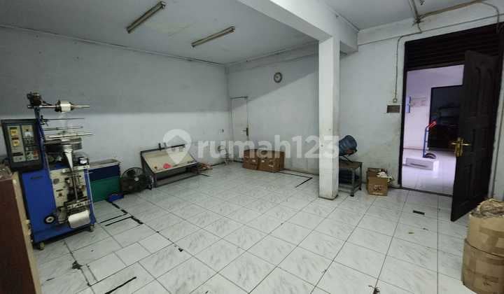 Cheap and Good Warehouse in Periuk, Tangerang