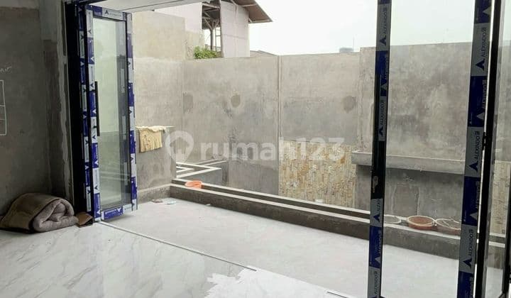 Rumah Siap Huni di Radio Dalam Area