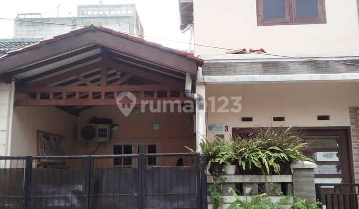 Rumah 1.5 Lantai Siap Huni Strategis di Limo Cinere