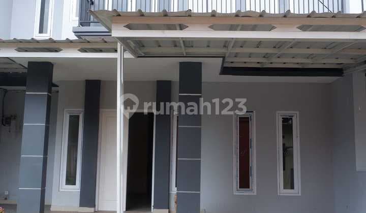 Dijual Rumah Bagus Bangunan Baru 2 Lantai di Limo Cinere