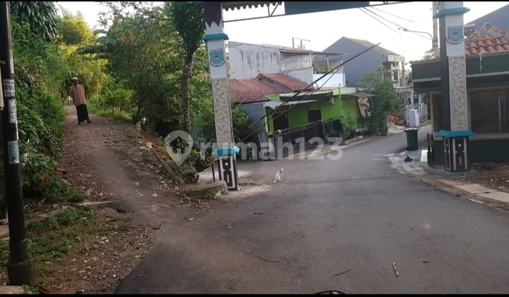 Tanah di Karanggan Tangerang Selatan Banten