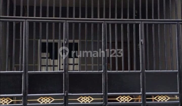 Rumah Baru di Jl. Kemenangan SHM