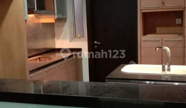 Rumah di Janur Asri 2 Lantai SHM Bagus Semi Furnished Hadap Utara