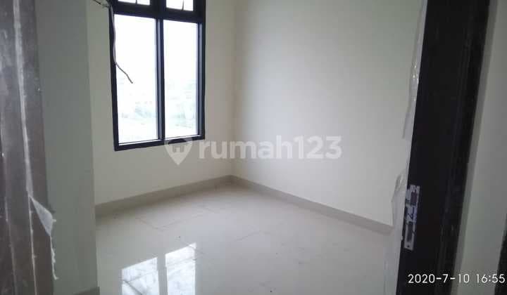 Siap Huni Harga di Bawah Pasaran Apartemen Chadstone Cikarang