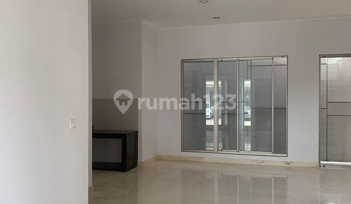 For Sale Golf Island PIK House Size 8x15 3 bedrooms price 4M Just Right!!