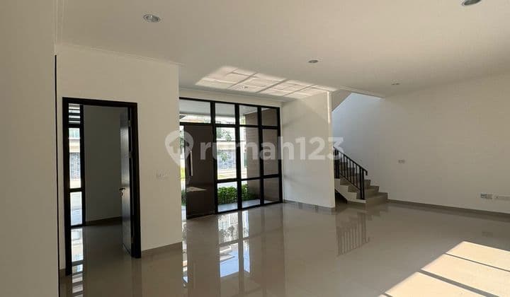 Dijual Rumah Simprug Village Pik2 Ukuran 10X20 4 Kamar 7,9M Nego!